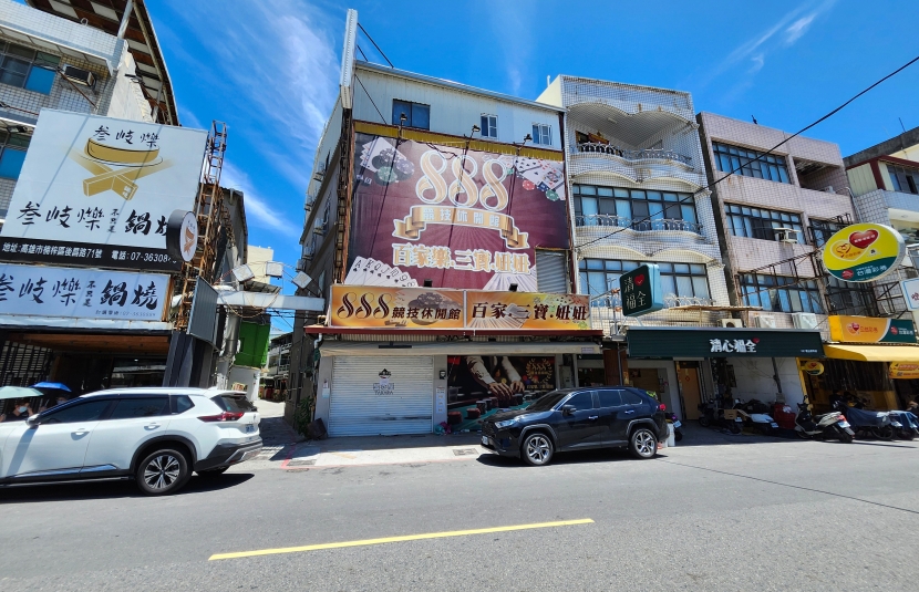 楠梓後勁夜市旁面寬店面