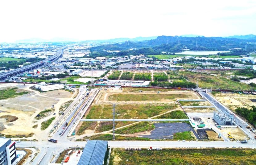 仁武產業園區首排吸睛新廠房