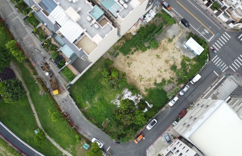 仁武三面臨路美建地