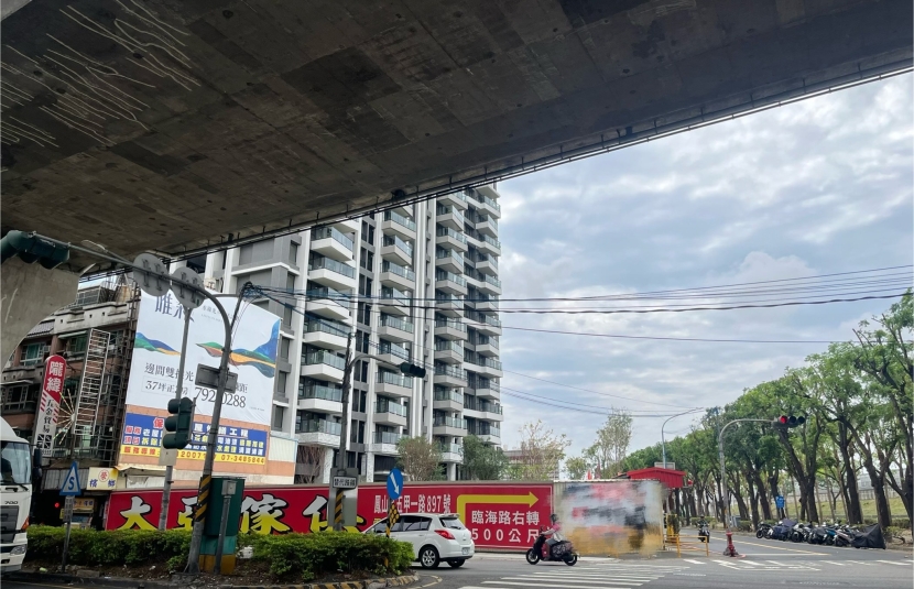 近88角窗建地