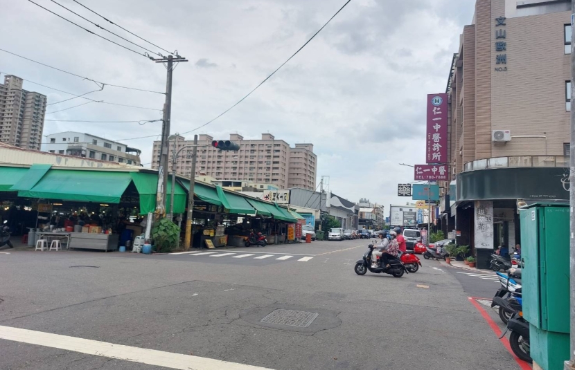鳳山文德國小建地