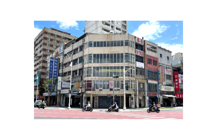 高雄車站-三角窗金店
