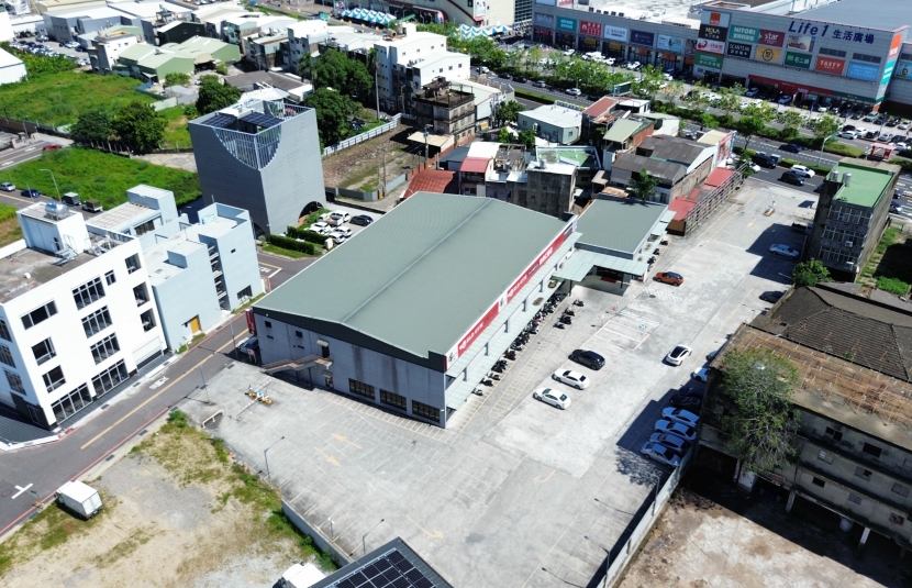 仁德家樂福近交流道1700坪乙工
