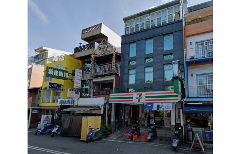 墾丁大街前7-11