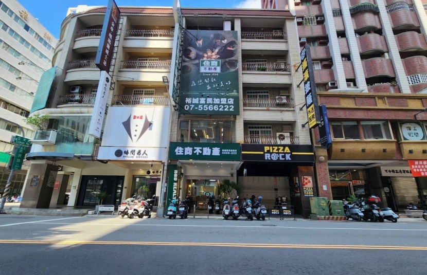 巨蛋富民燙金店面