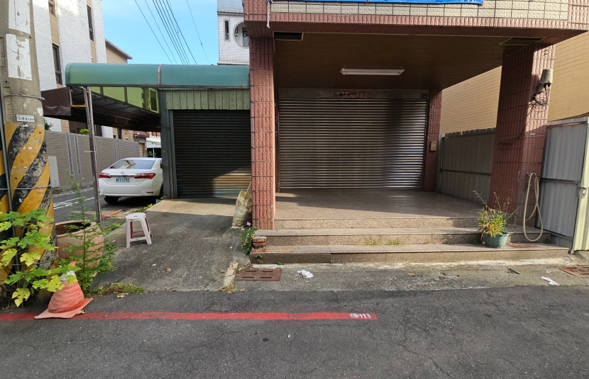 仁武大灣國中透天邊間住家