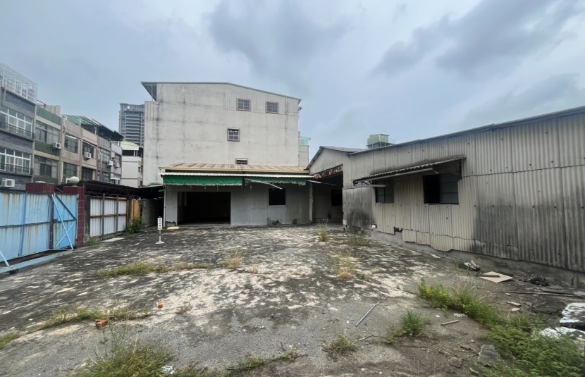 內惟稀有大面寬店面