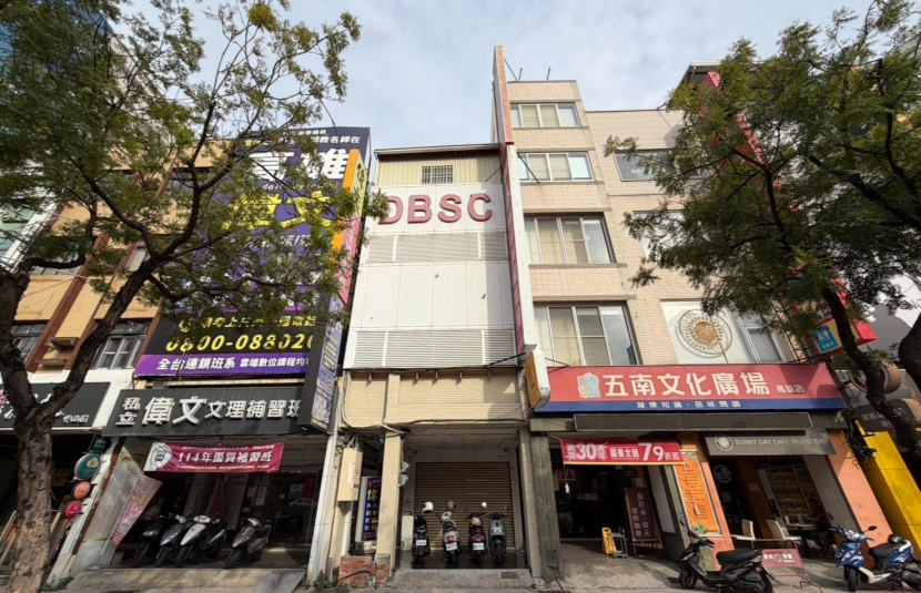 中山一路站前整棟金店出租