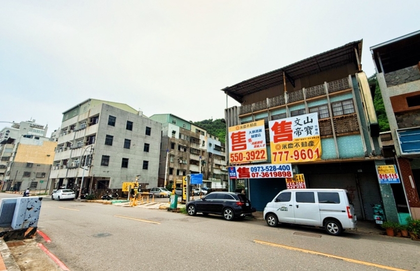 鼓山區危老題材商二建地
