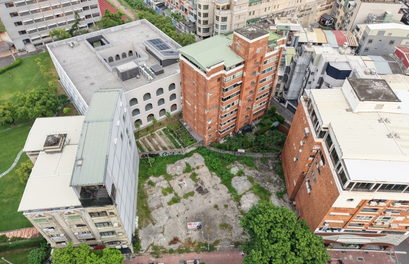 美術館農十六建地