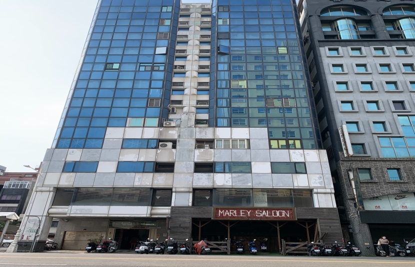 漢神亞灣旗艦金店面