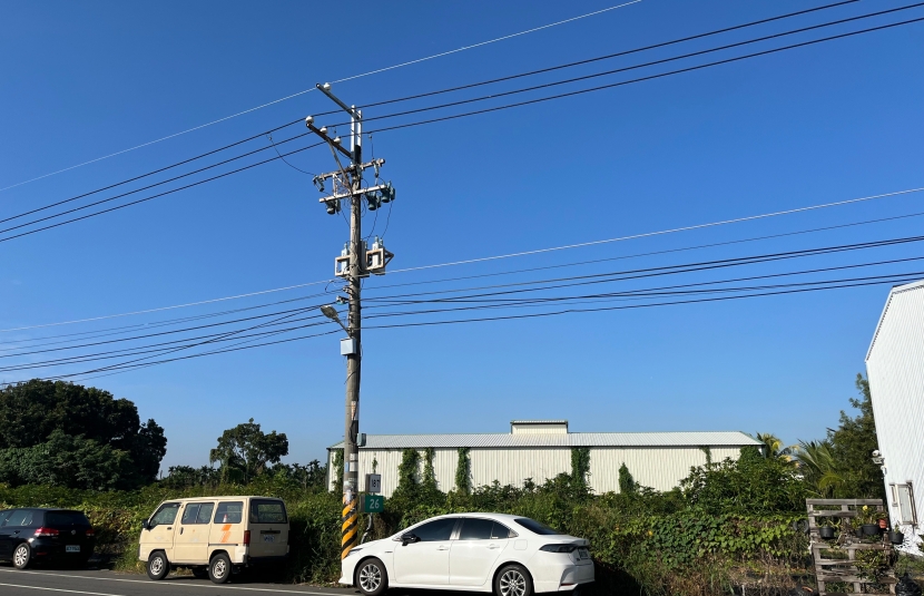 近潮州火車站介壽路上都外農地