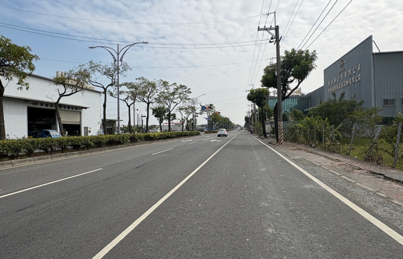 光明路上雙面路漂亮面寬農地