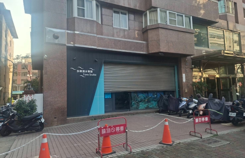 近九如交流道優質店面+雙車位