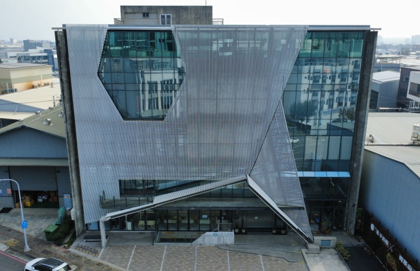 鳳山區千坪乙工廠辦