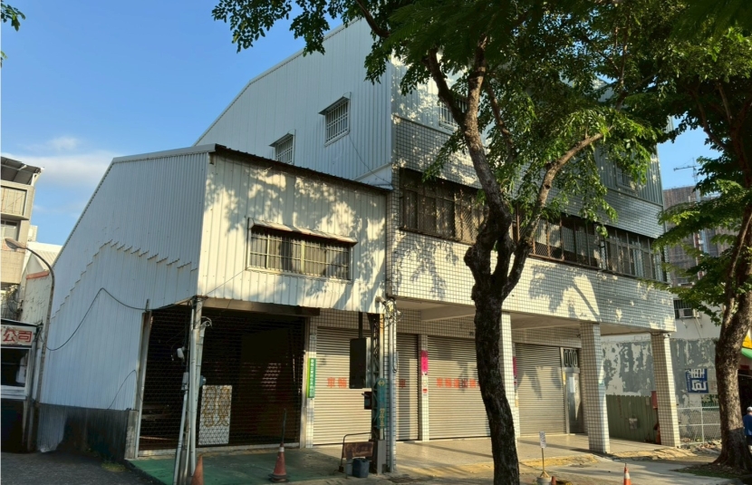中華二路大坪數廠房