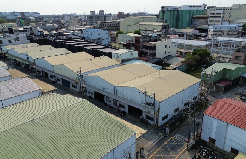 路竹火車站百坪廠房招租