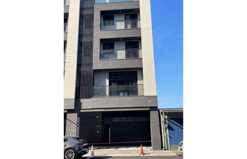 C36輕軌全新透天店面