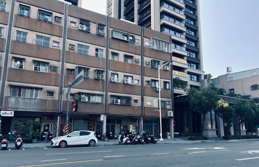 美術館公寓1F店面