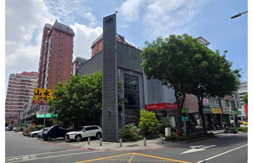 明誠二路旗艦角店