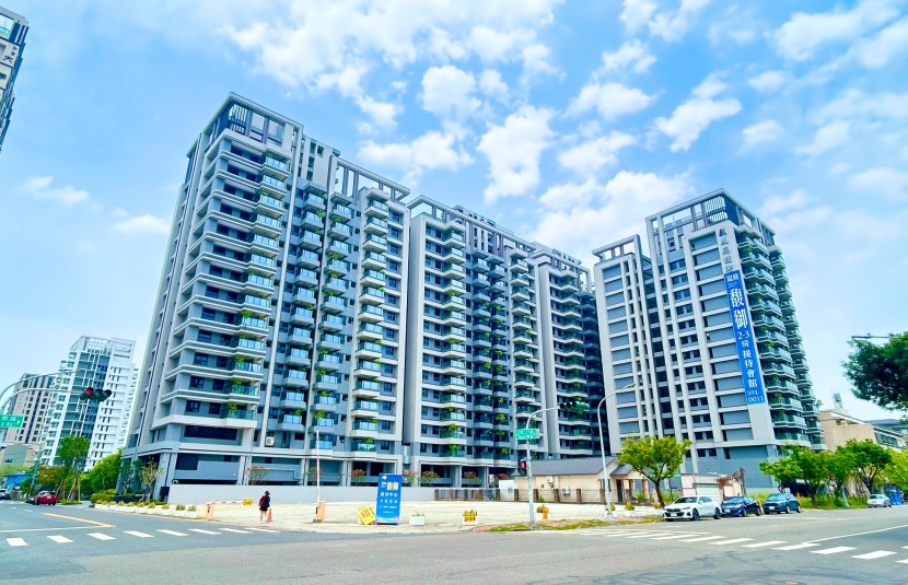 高大特區-新叁角建地