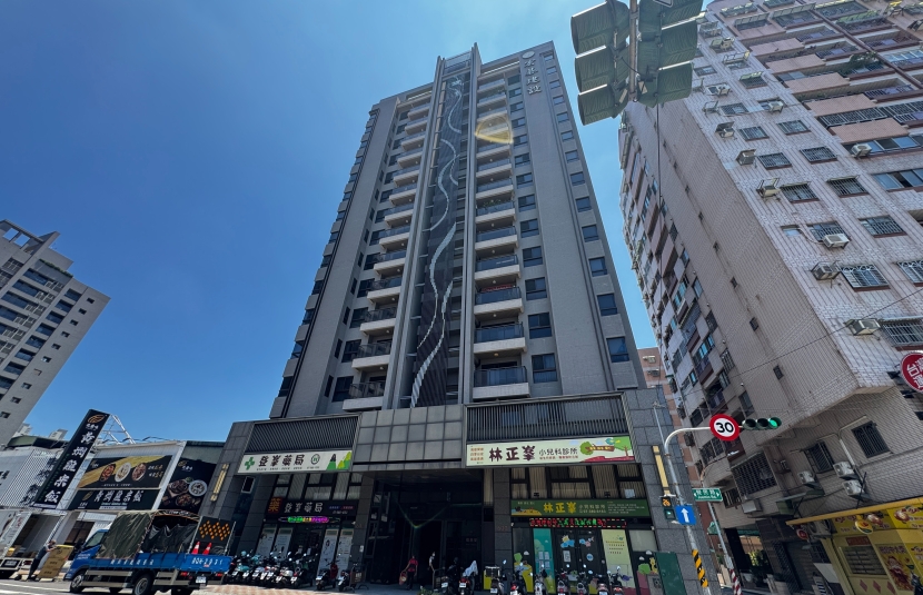 覺民路近輕軌景觀三房車位