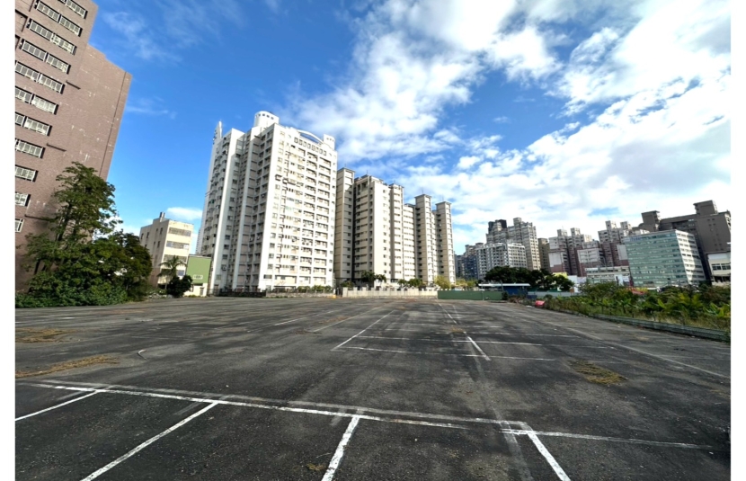 漢神巨蛋方正建地