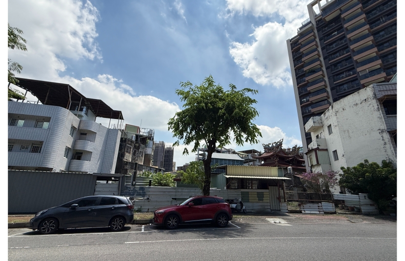 新民國小第一排建地