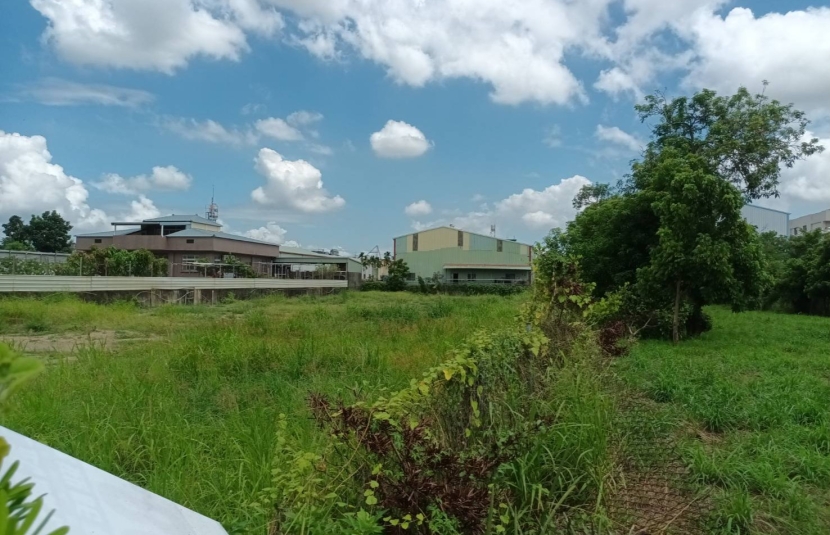 捷運黃線Y2站農地